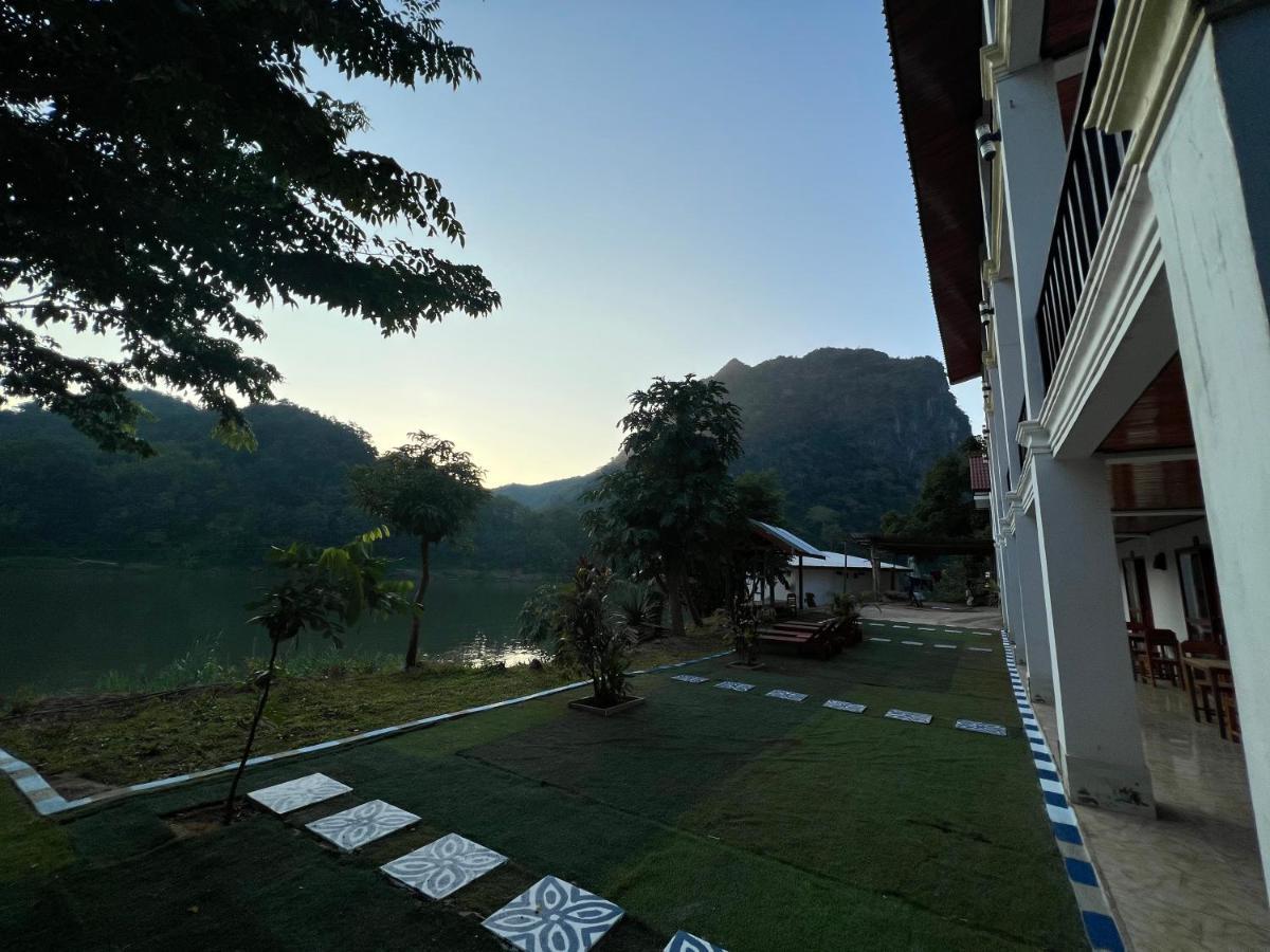 Sabaidee Nongkiaw River View Hotel Nong Khiaw Bagian luar foto