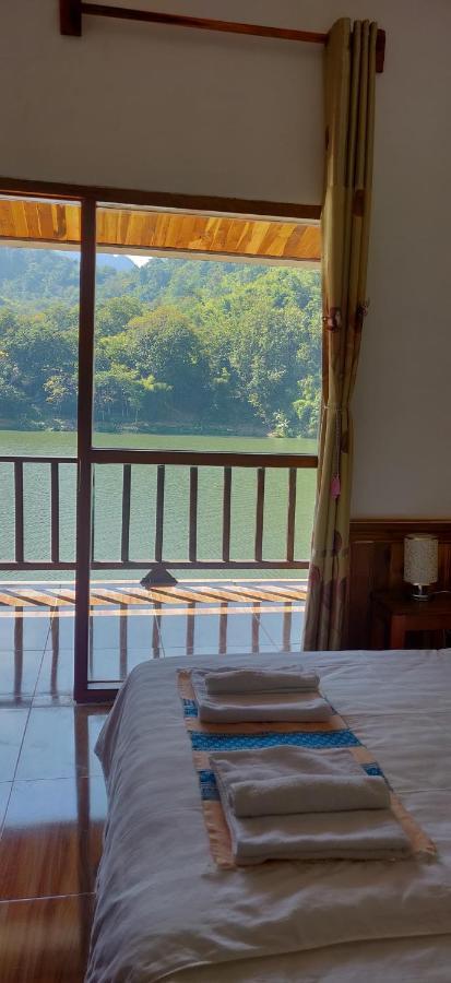 Sabaidee Nongkiaw River View Hotel Nong Khiaw Bagian luar foto
